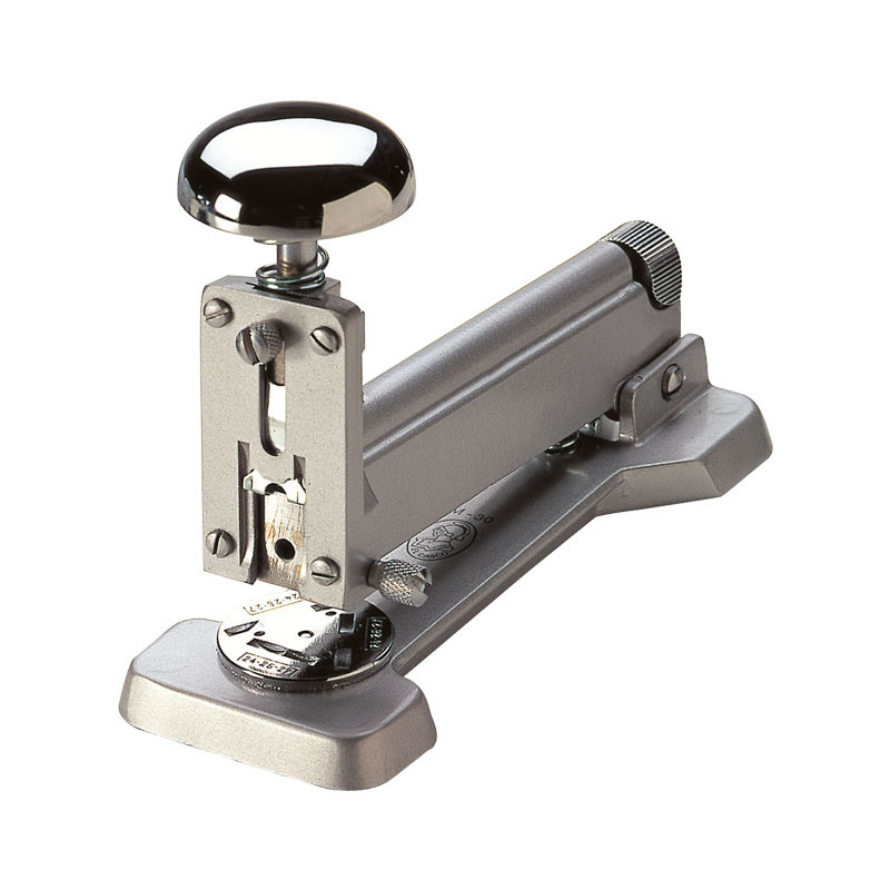 Grapadora de sobremesa gris metalizada 90 hojas El Casco M-30